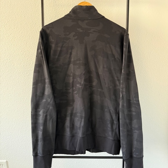 lululemon Kung Fu Jacket - Picture 6 of 6